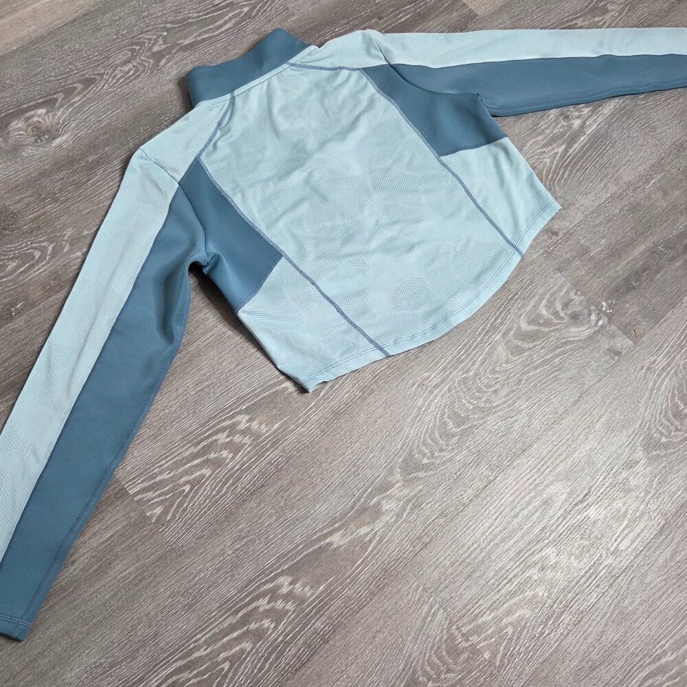 NWT Nike Women's Training Dri-FIT 1/4 Zip Long Sleeve Top Noise Aqua Blue Medium - Picture 15 of 15